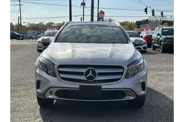 $13900 : Mercedes-Benz GLA 2016 AWD G image 2