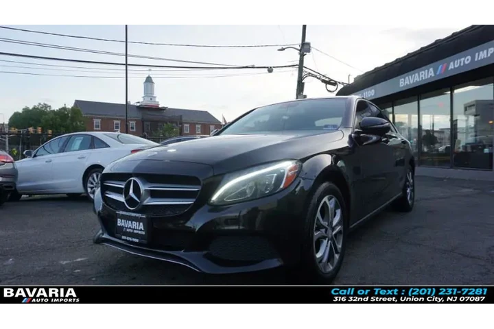 $13495 : 2017 C-Class C 300 4MATIC Sed image 3