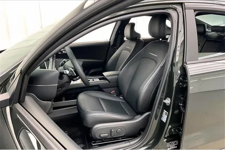 $29990 : Hyundai IONIQ 6 2024 AWD SEL image 8