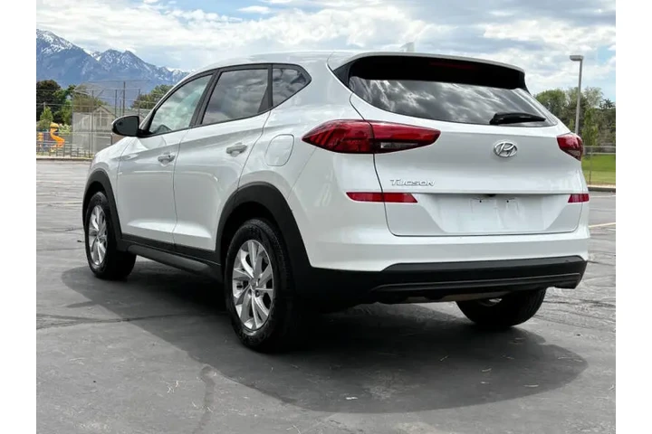 $10900 : 2019 Tucson SE image 4