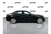$32495 : BMW 3 Series 2023 AWD 330i x thumbnail