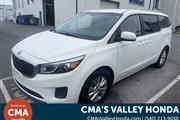 PRE-OWNED 2016 KIA SEDONA LX en Madison WV