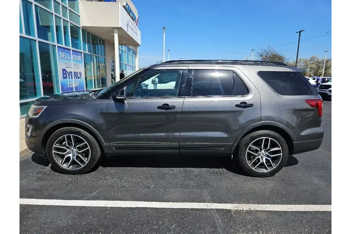 $13313 : Ford Explorer 2016 AWD Sport image 5