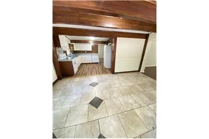 $1450 : Rental property with 2 bedro image 4