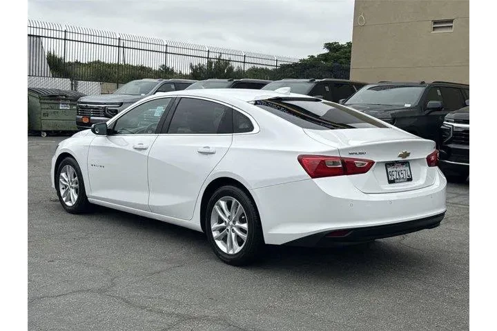 $14250 : Chevrolet Malibu 2018 LT 4dr image 5