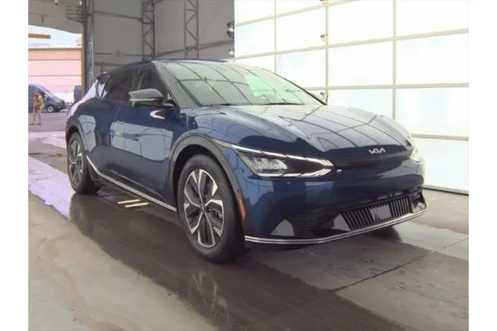 $24793 : Kia EV6 2023 AWD Wind 4dr Cr image 4