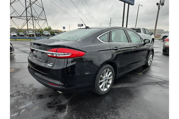 $9995 : 2017 Fusion SE image 5