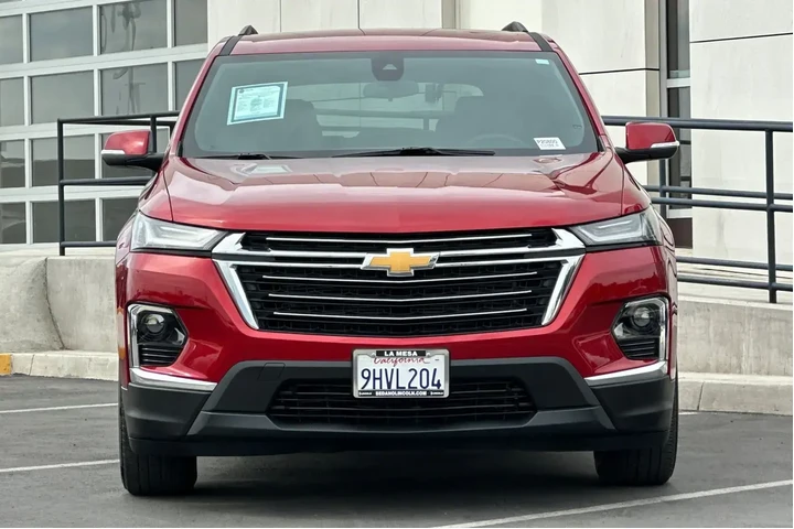 $30900 : Chevrolet Traverse 2023 LT C image 8