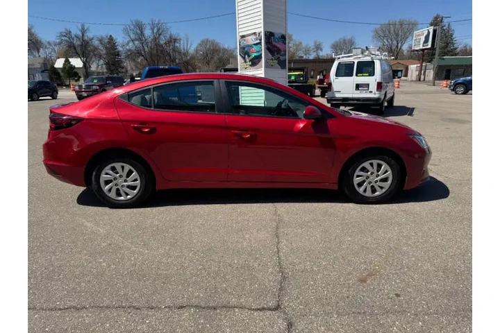 $14990 : 2019 Elantra SE image 6
