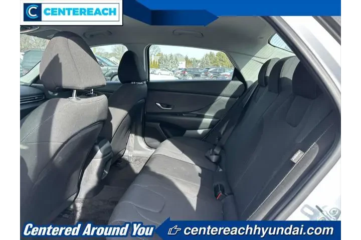 $17998 : Hyundai ELANTRA 2024 SE 4dr image 10
