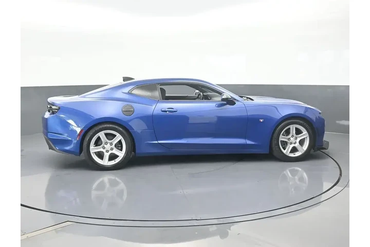 $28995 : Chevrolet Camaro 2023 LT 2dr image 7