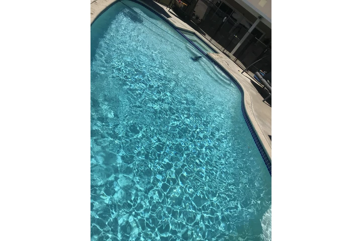 pool service image 2