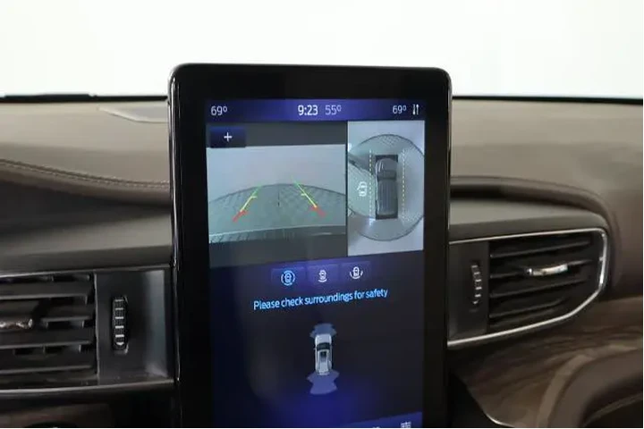 $27187 : Ford Explorer 2020 AWD Plati image 6