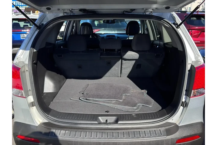 $5895 : Kia Sorento 2012 AWD LX 4dr image 8