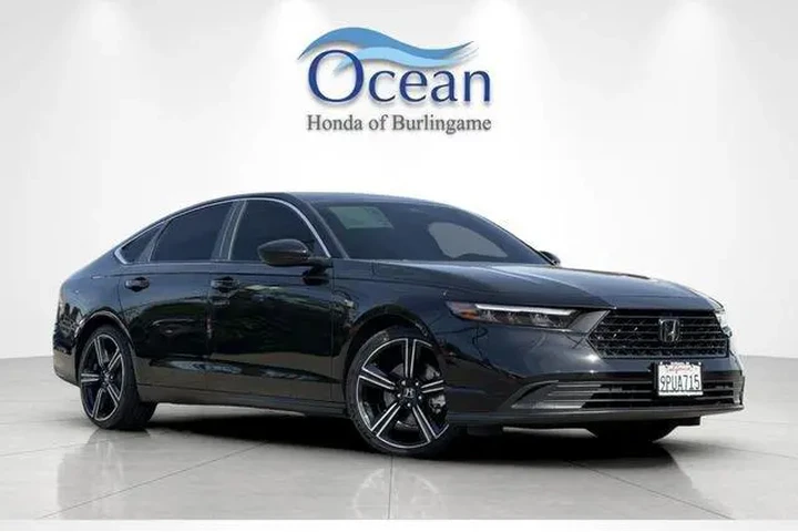 $29493 : Honda Accord Hybrid 2025 Spo image 2