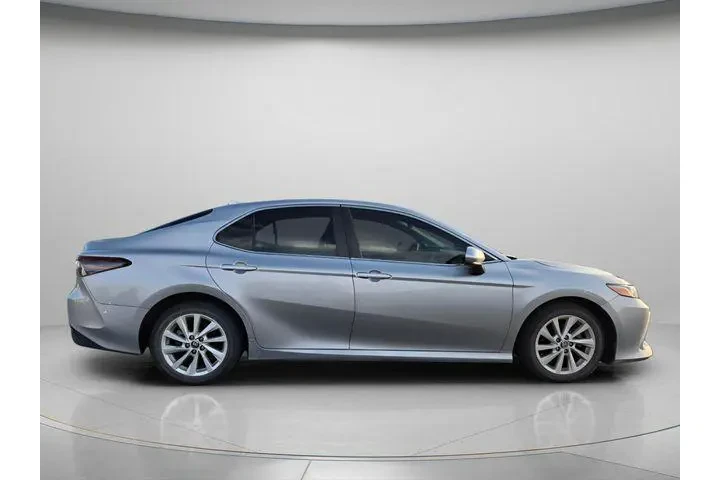 $22991 : Toyota Camry 2022 LE 4dr Sed image 1