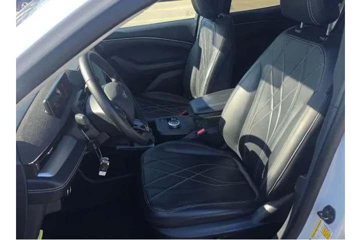 $35400 : Ford Mustang Mach-E 2023 AWD image 4