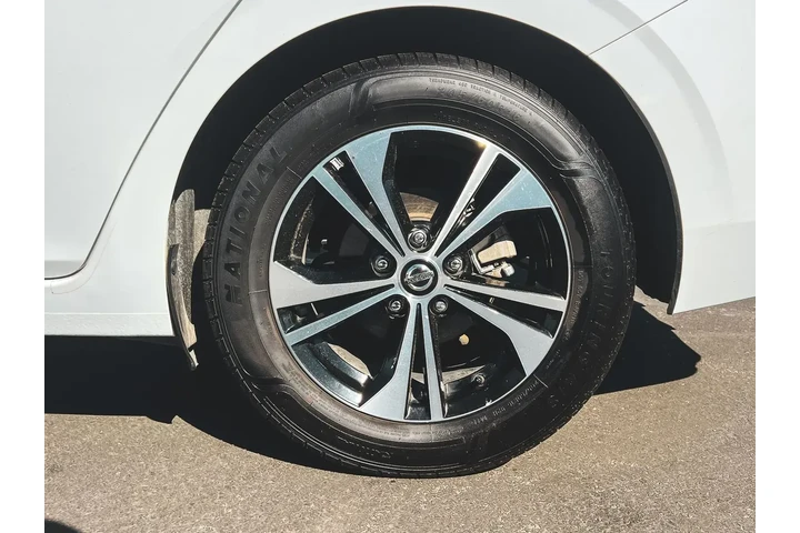 $17961 : Nissan Sentra 2023 SV 4dr Se image 10