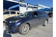 $36995 : Toyota Highlander 2022 AWD L thumbnail