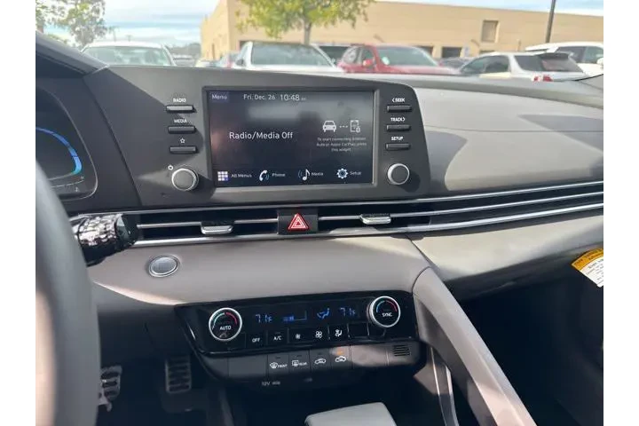 $21900 : Hyundai ELANTRA 2025 SEL Spo image 8