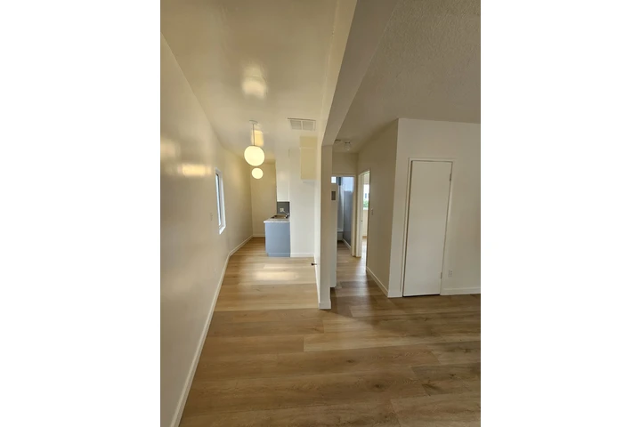 $1650 : Apartamento de 1 Recamara image 1