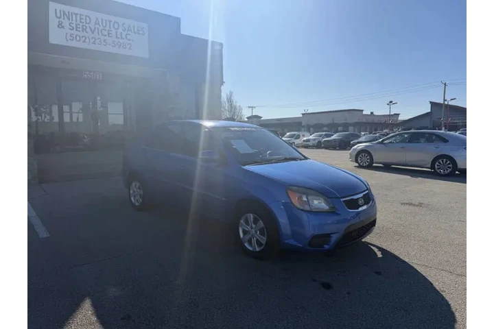 $4500 : 2010 Rio LX image 10