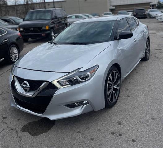 $10900 : 2017 Maxima 3.5 S image 2