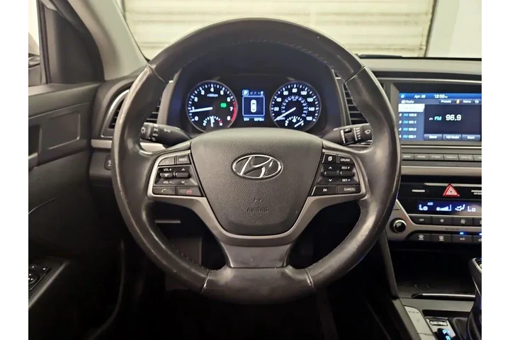 $15998 : Hyundai ELANTRA 2018 Value E image 10