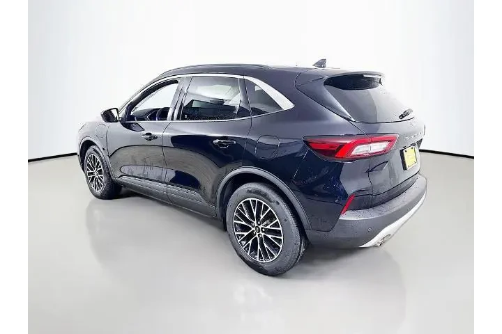 $27000 : Ford Escape Plug-In Hybrid 2 image 5