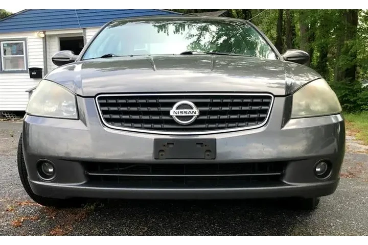 $5050 : 2005 Altima image 7