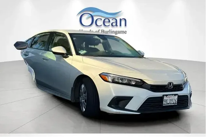 $24999 : Honda Civic 2024 LX 4dr Seda image 2