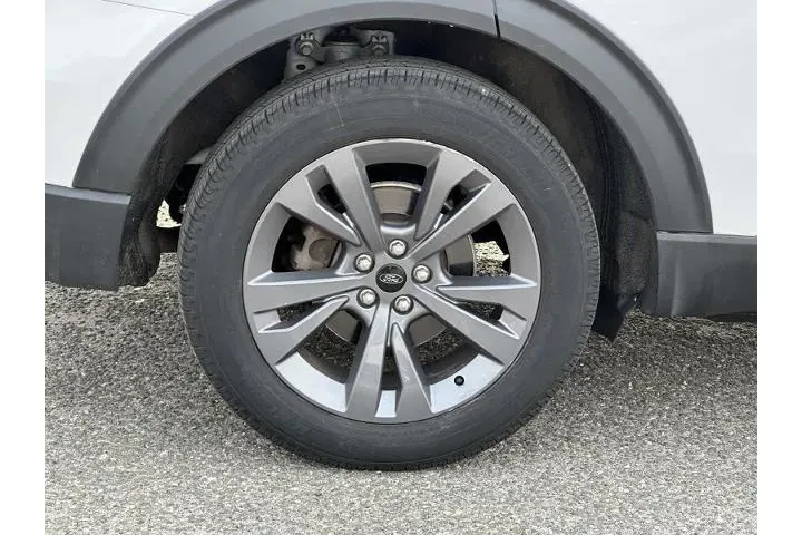 $30450 : Ford Explorer 2022 AWD XLT 4 image 10