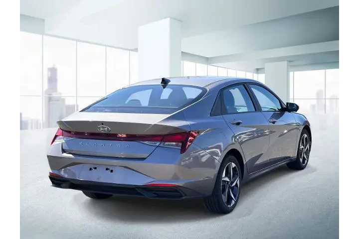 $17999 : Hyundai ELANTRA 2023 SEL 4dr image 4