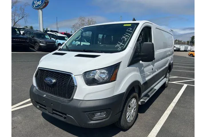$32995 : Ford Transit 2024 250 3dr LW image 7