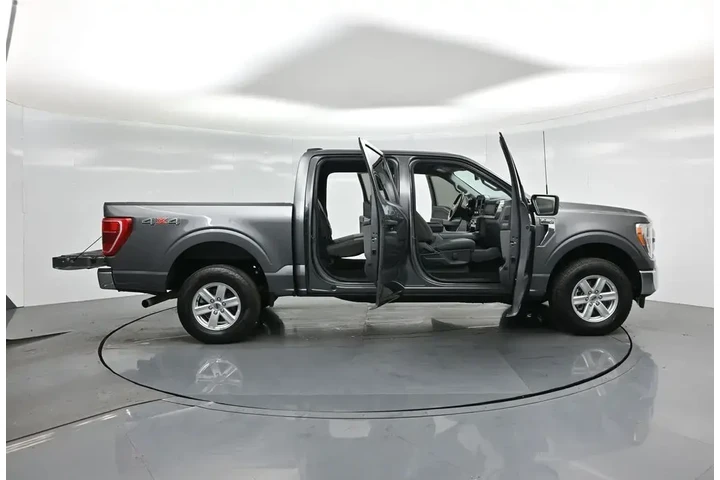 $36035 : Ford F-150 2022 4x4 XLT 4dr image 3