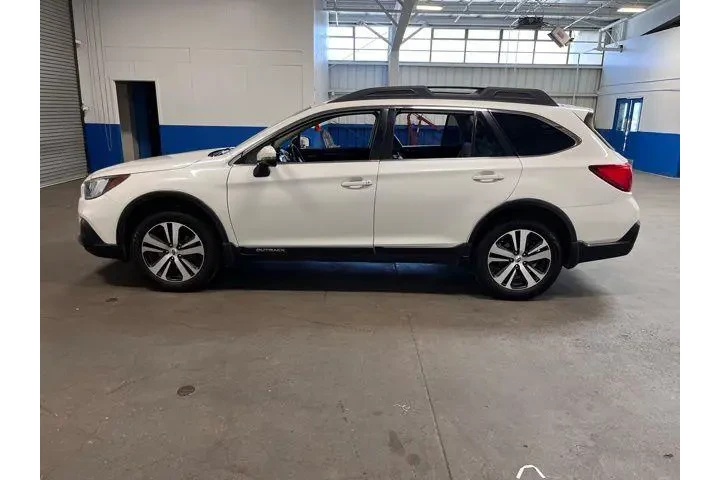 $18978 : Subaru Outback 2018 AWD 2.5i image 6