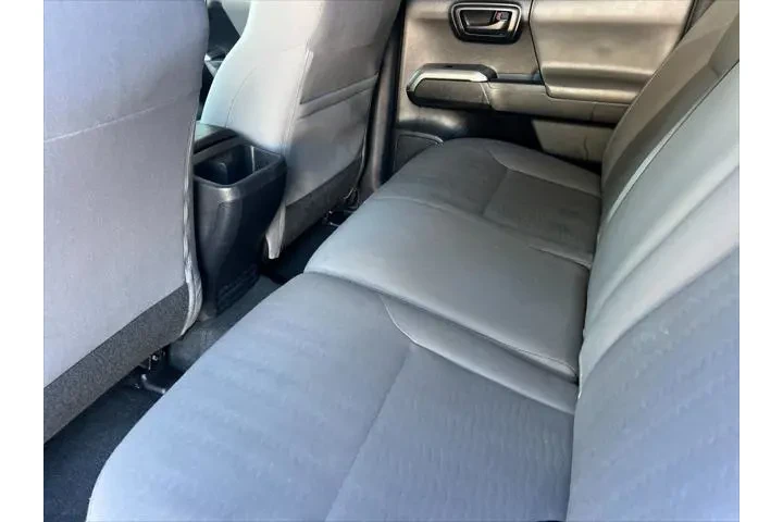 $26999 : Toyota Tacoma 2019 4x2 TRD S image 5