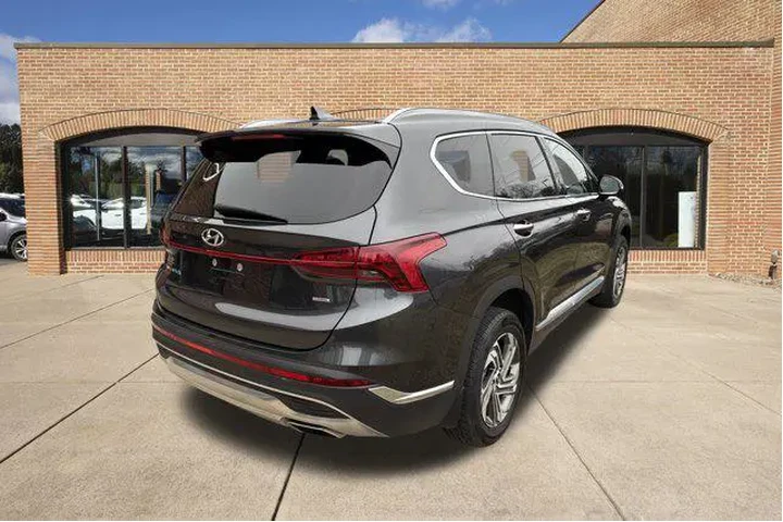 $24000 : Hyundai SANTA FE 2022 AWD SE image 3