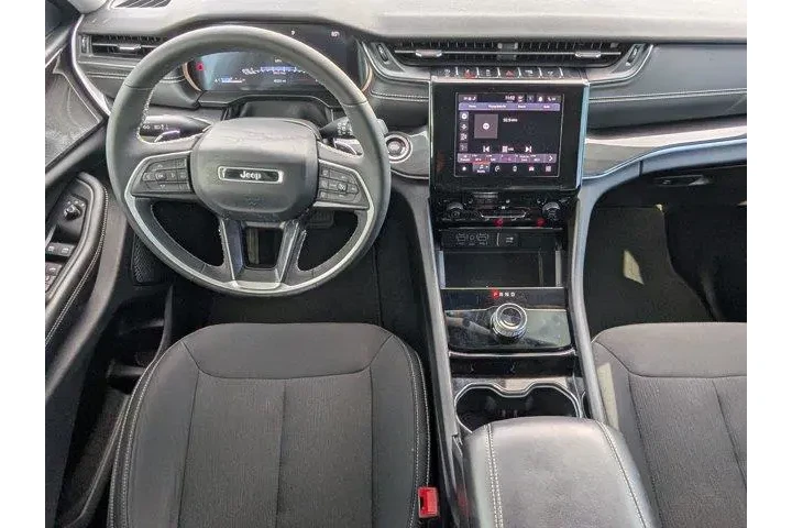 $27999 : Jeep Grand Cherokee L 2023 4 image 6