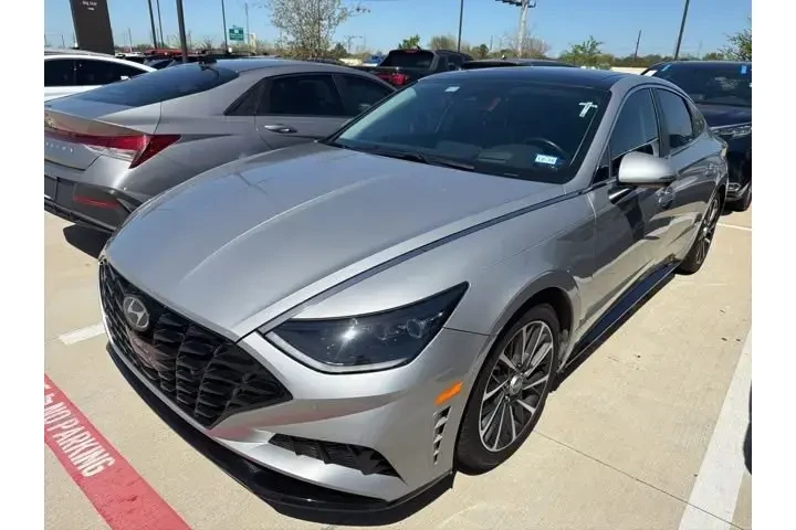 $27988 : Hyundai SONATA 2023 Limited image 1