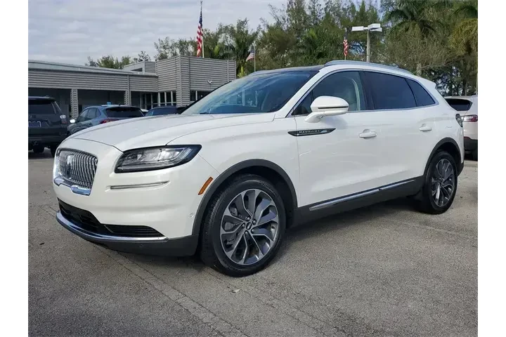$32990 : Lincoln Nautilus 2022 Reserv image 3