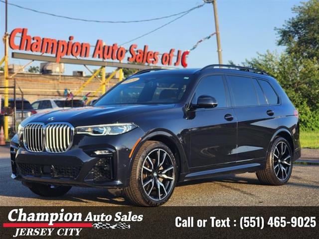 Used 2019 X7 xDrive50i Sports image 3