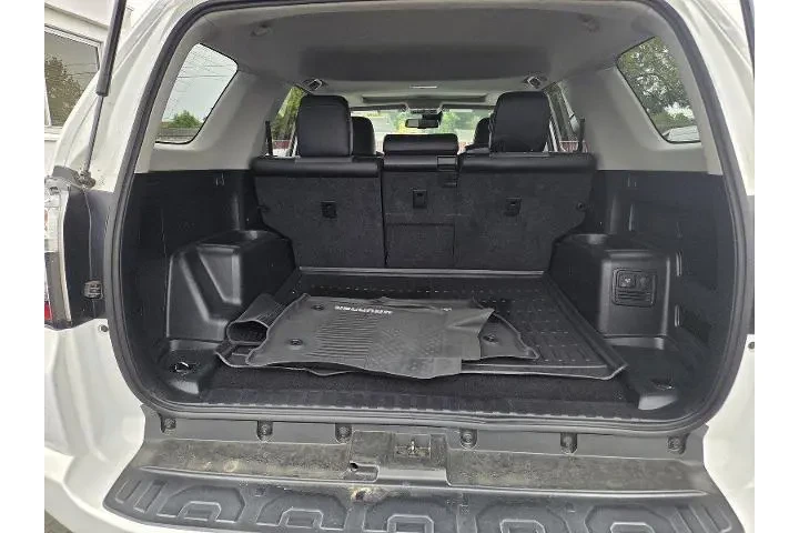 $35735 : Toyota 4Runner 2021 4x2 SR5 image 7