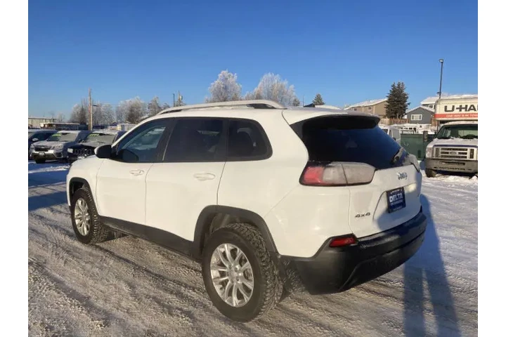 $20398 : 2020 Cherokee Latitude image 8