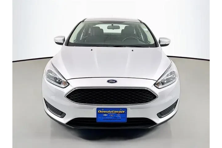 $11752 : Ford Focus 2017 SE 4dr Sedan image 2