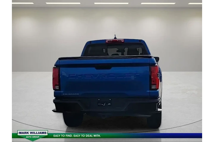 $37896 : Chevrolet Colorado 2024 4x4 image 5