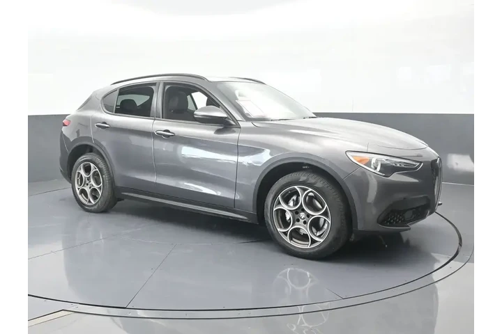 $27822 : Alfa Romeo Stelvio 2023 AWD image 8