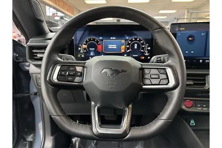 $27200 : Ford Mustang 2024 EcoBoost 2 image 6