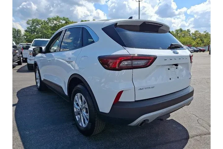 $24550 : Ford Escape 2024 AWD Active image 5