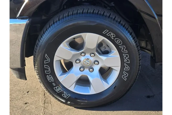 $35694 : Ram 1500 2025 4x4 Big Horn 4 image 9